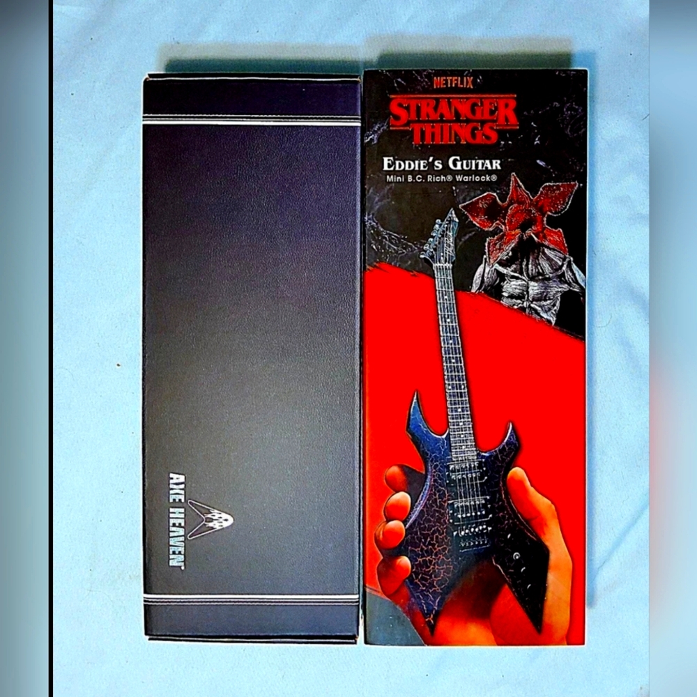 Netflix Stranger Things Eddie's Guitar Mini B.C. Warlock Replica Axe Heaven
